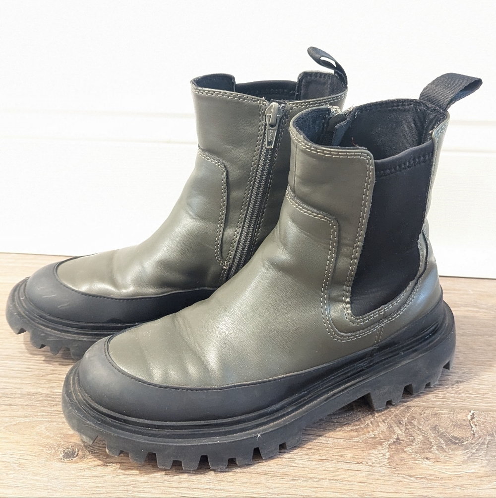 ZARA CHELSEA BOOTS Chunky Khaki  Olive Green Ankle Boots platform Lug Soles US6